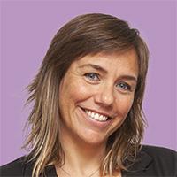 Dña. Nuria Mora Lorente